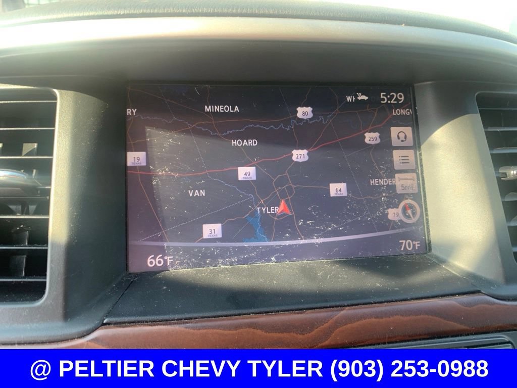 Used 2017 Nissan Pathfinder Platinum FWD image 18