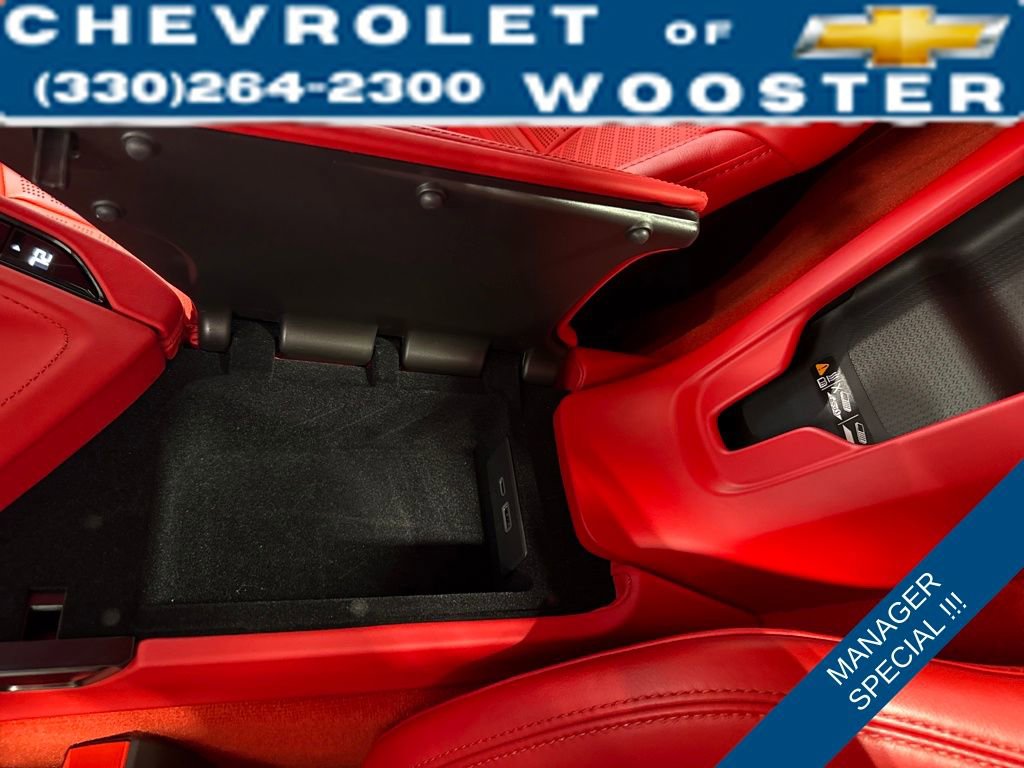 Used 2024 Chevrolet Corvette Z06 w/ Z07 Performance Package image 32