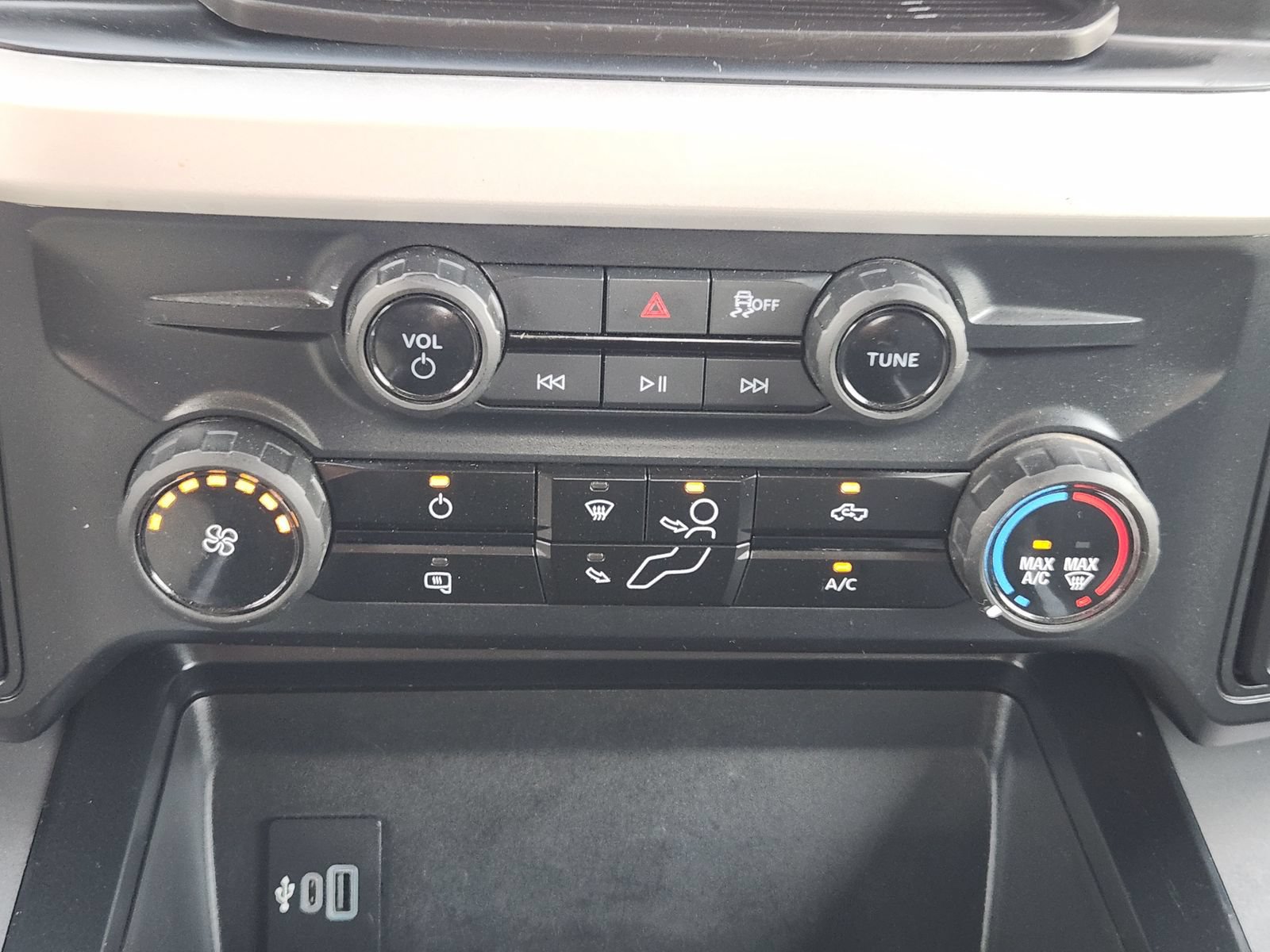 Used 2025 Ford F250 XLT w/ FX4 Off-Road Package AWD/4WD image 19