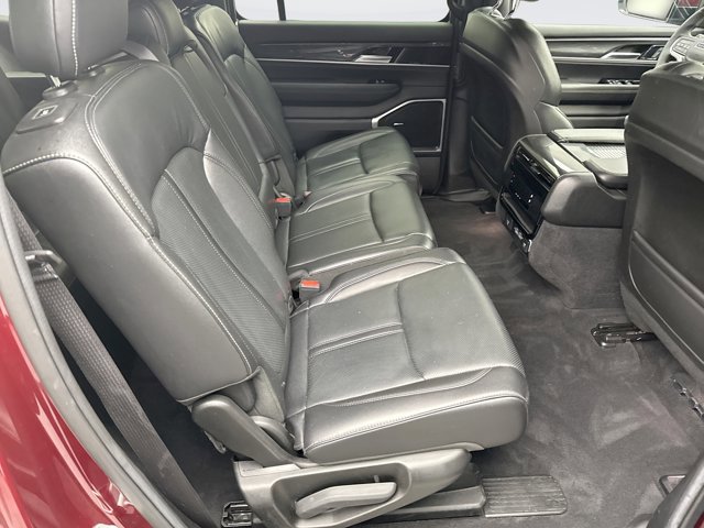 Used 2022 Jeep Wagoneer Series I image 19