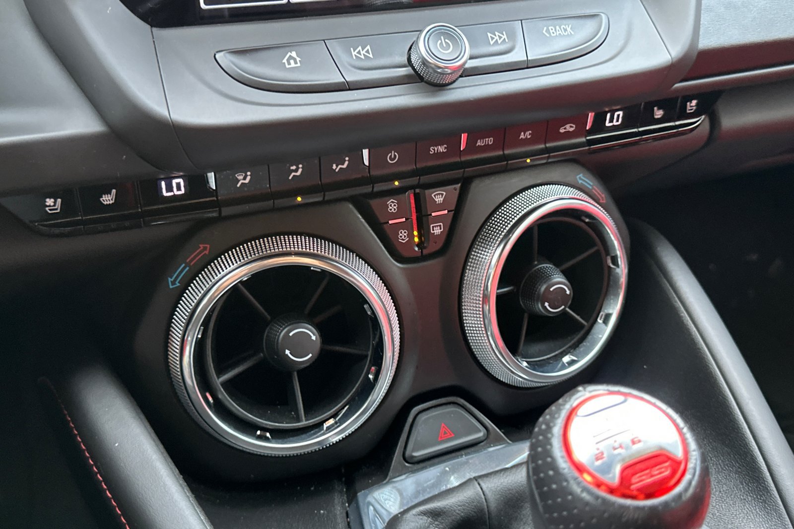 Used 2017 Chevrolet Camaro SS RWD image 30
