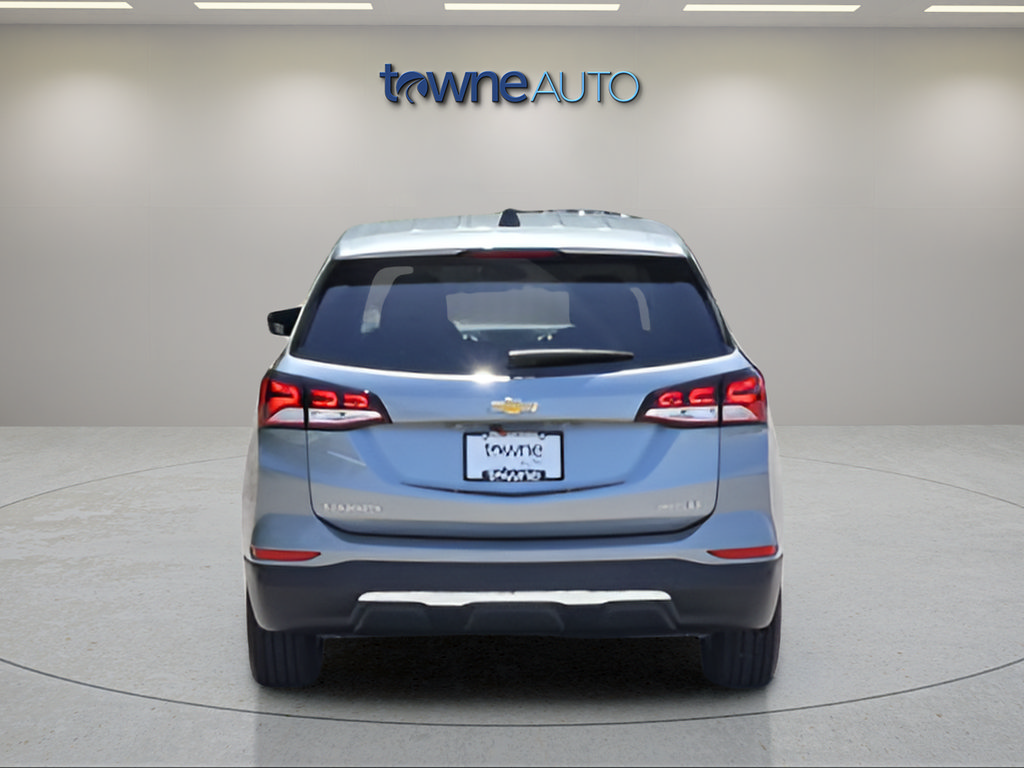 Used 2024 Chevrolet Equinox LT w/ LPO, Floor Liner Package AWD/4WD image 4