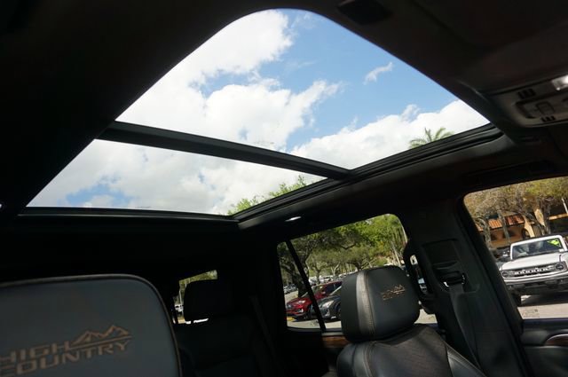 Used 2021 Chevrolet Tahoe High Country w/ Premium Package image 8