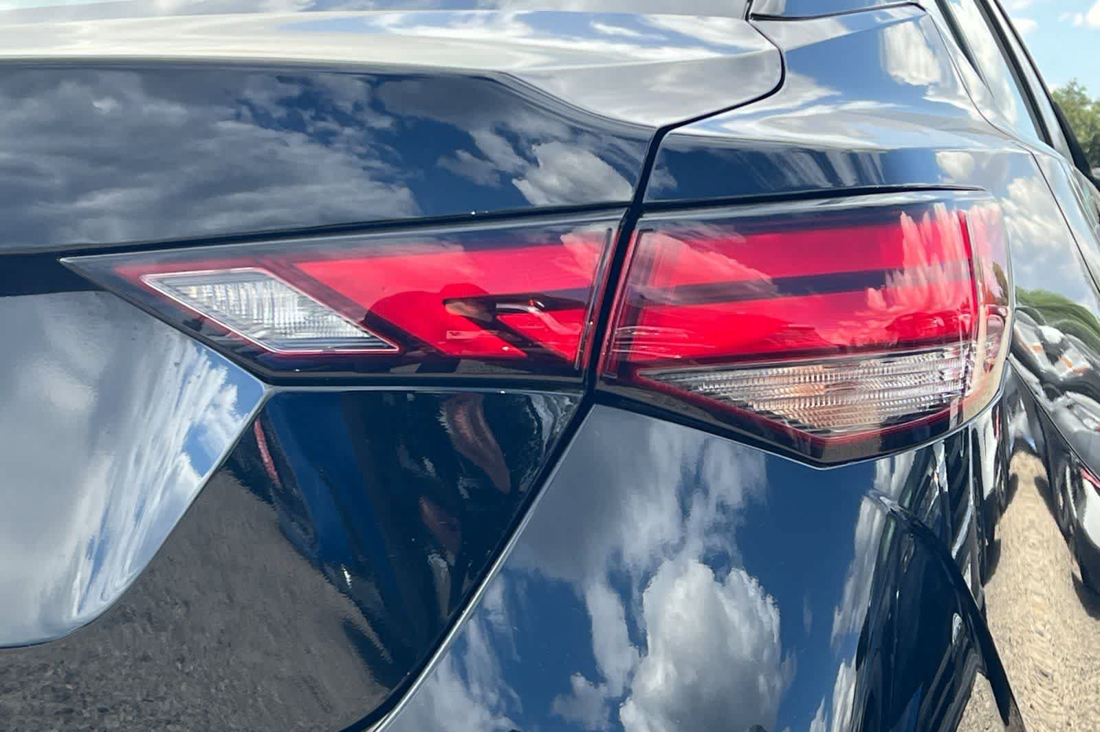 Certified 2024 Nissan Sentra S FWD image 33