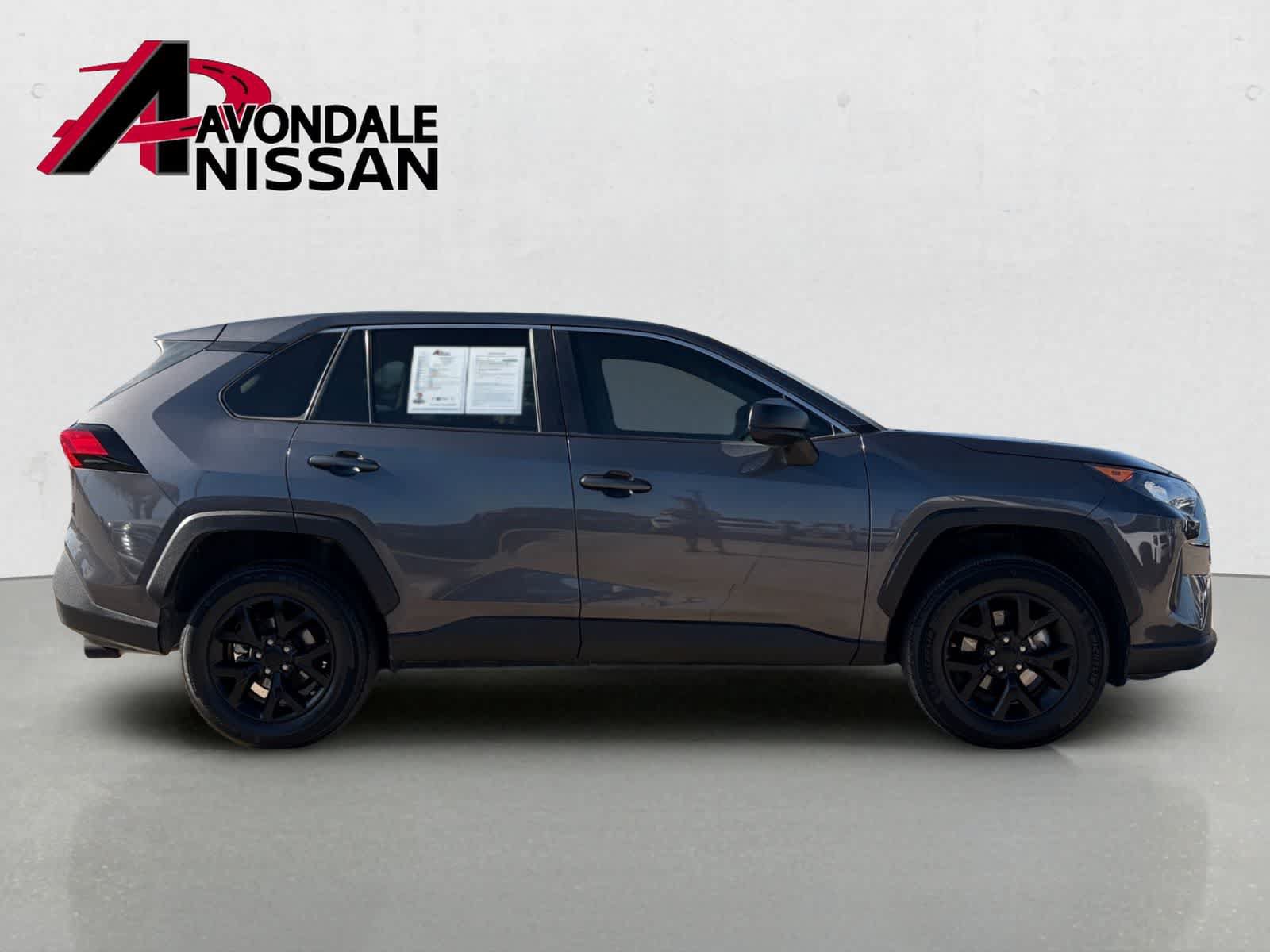 Used 2022 Toyota RAV4 LE FWD image 7