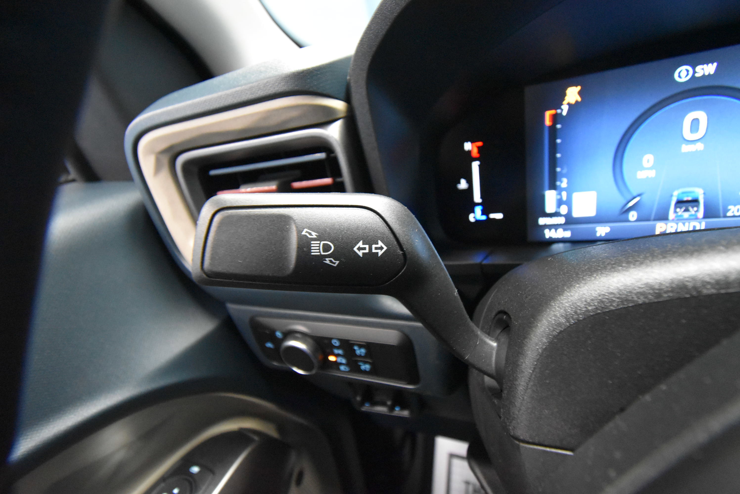 New 2026 Ford Maverick Lariat w/ 4K Tow Package AWD/4WD image 11