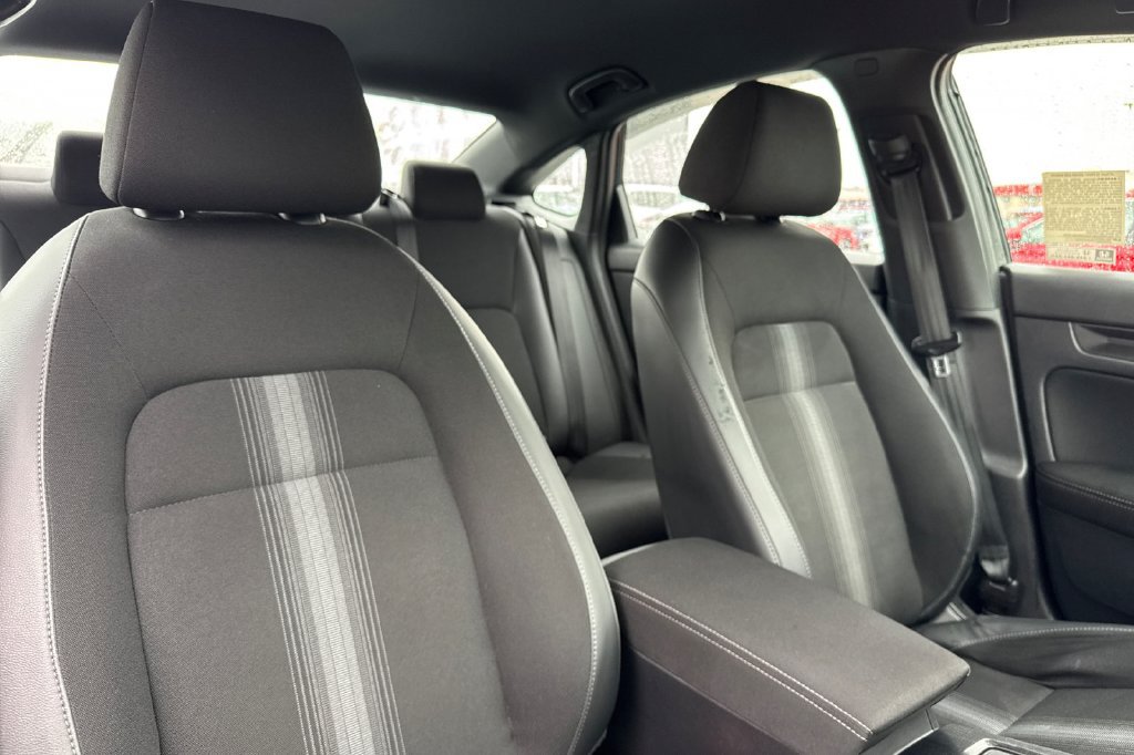 Used 2023 Honda Civic Sport image 19