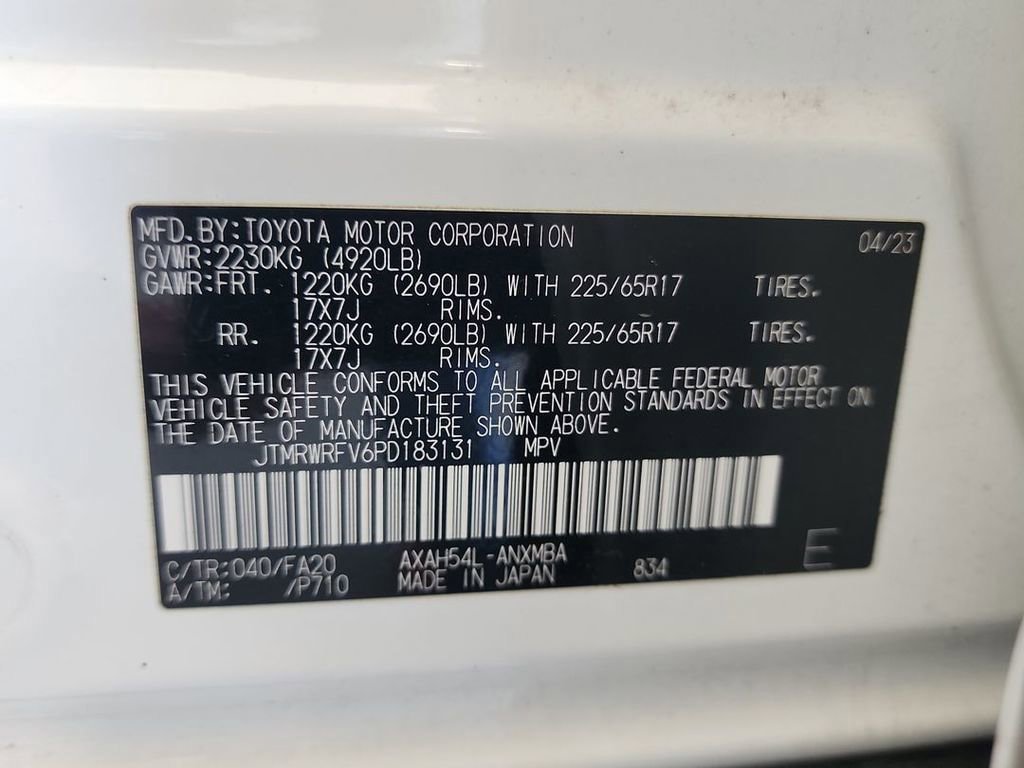 Used 2023 Toyota RAV4 XLE AWD/4WD image 33