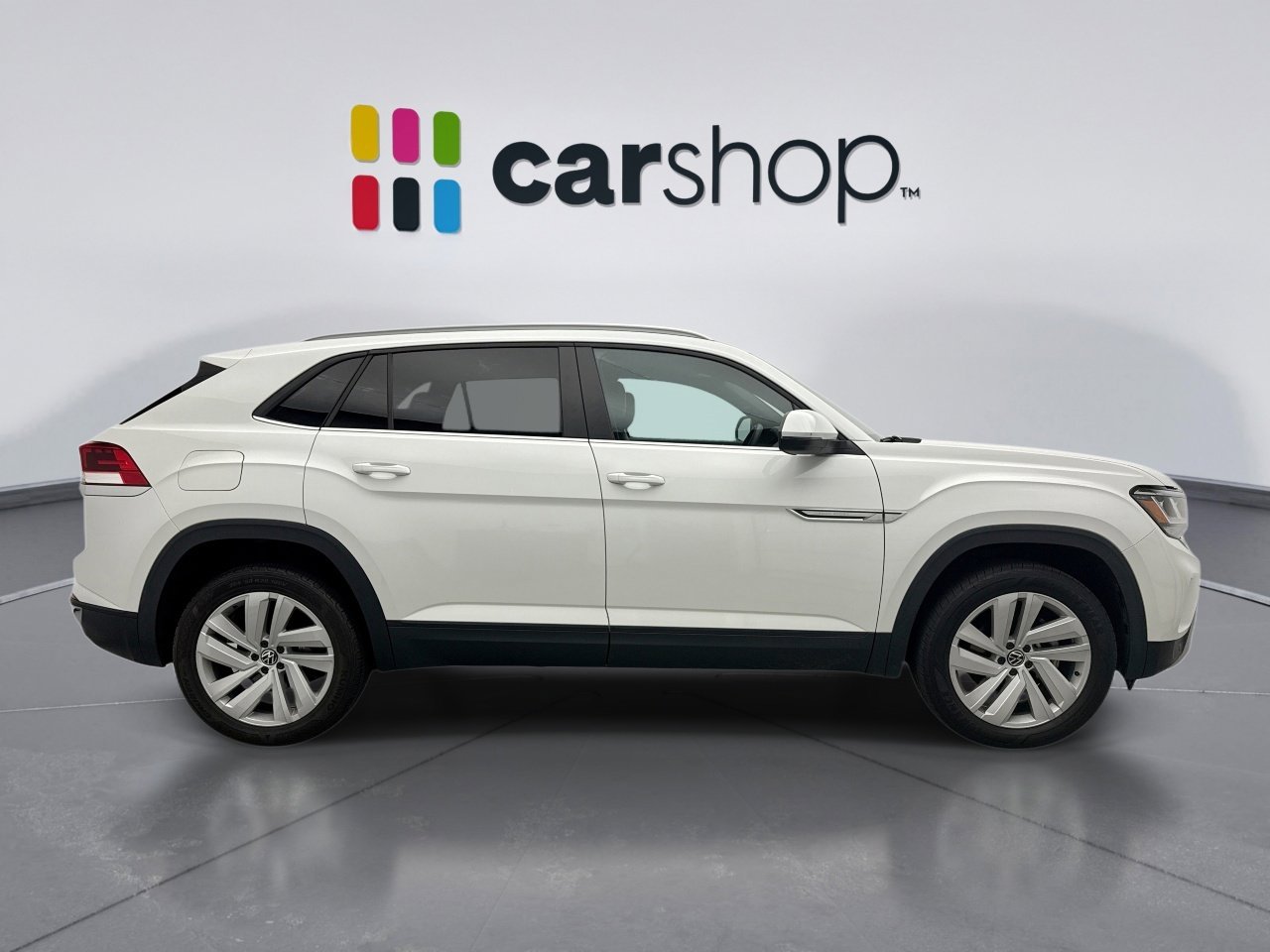 Used 2022 Volkswagen Atlas Cross Sport SE w/ Panoramic Sunroof Package image 6