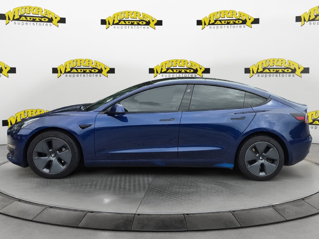 Used 2023 Tesla Model 3 Standard Range RWD image 2