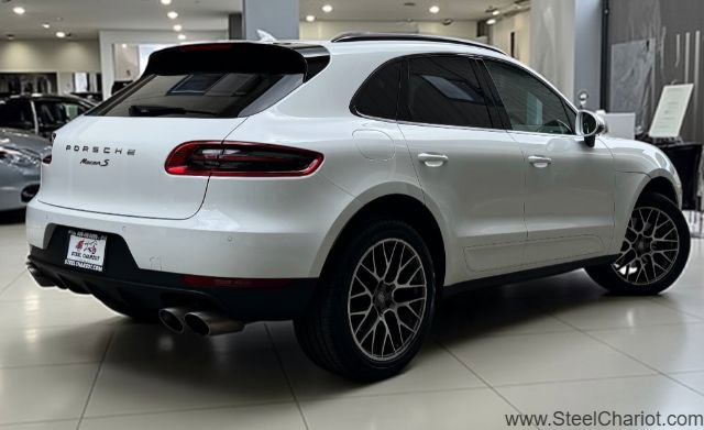 Used 2018 Porsche Macan S image 26
