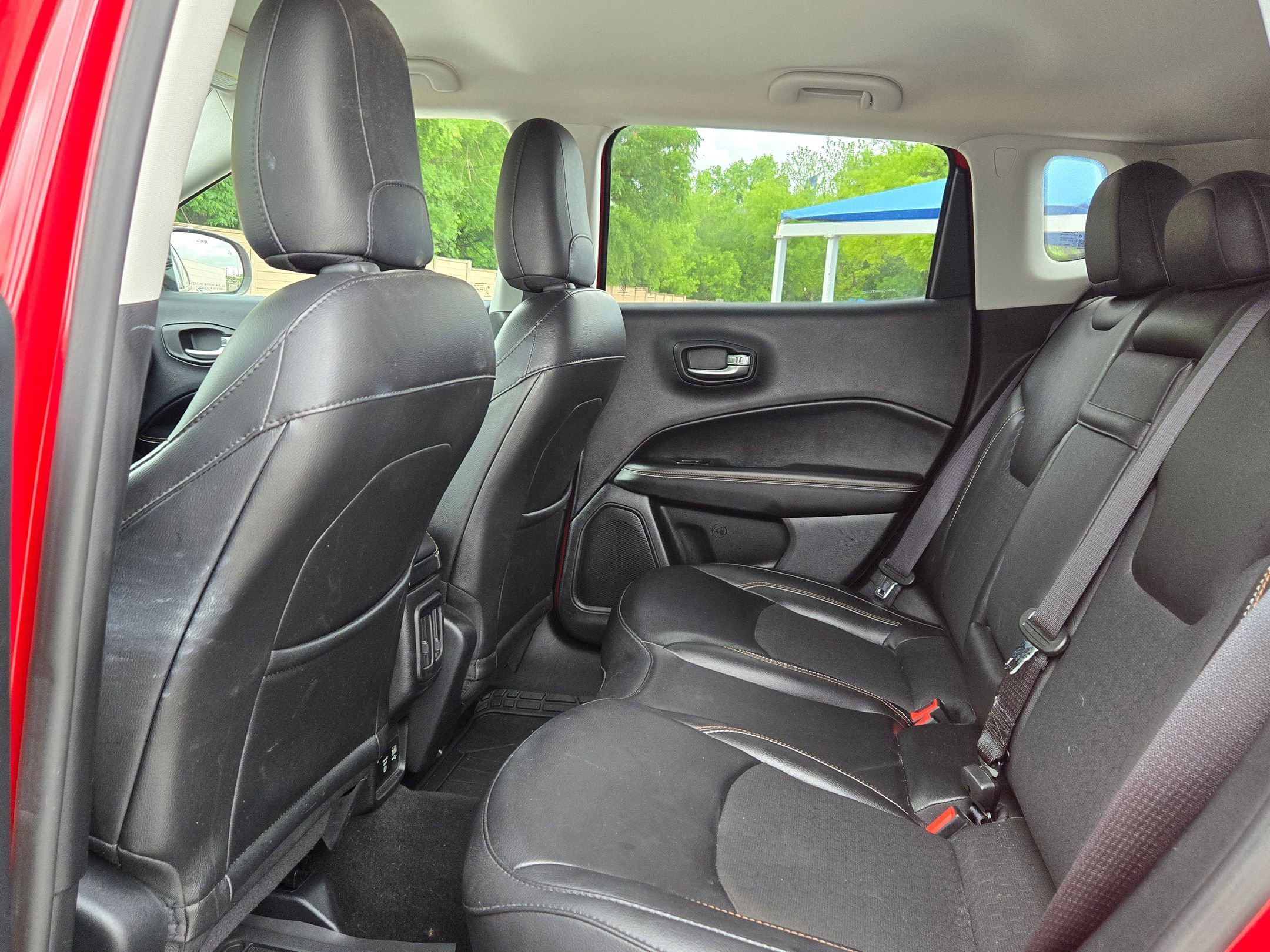 Used 2019 Jeep Compass Latitude w/ Safety & Security Group image 14