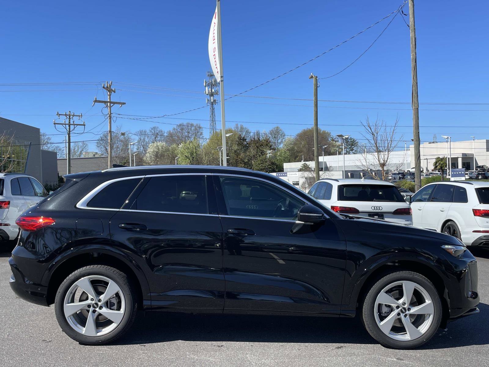 New 2025 Audi Q5 Premium Plus image 8