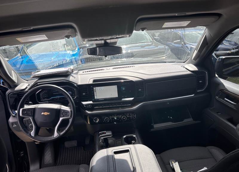 Used 2022 Chevrolet Silverado 1500 LT image 8