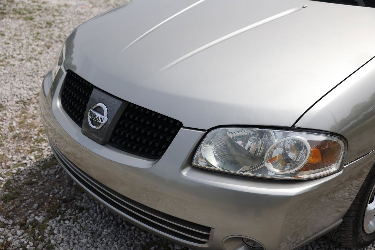 Used 2004 Nissan Sentra S FWD image 23
