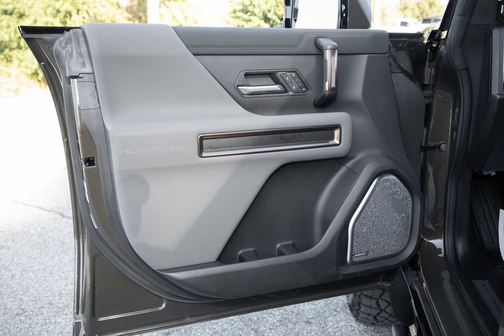 Used 2024 GMC Hummer EV 2X w/ Extreme Off-Road Package AWD/4WD image 22