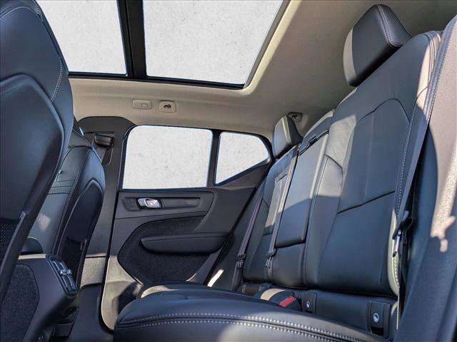 New 2026 Volvo XC40 B5 Ultra w/ Climate Package image 17
