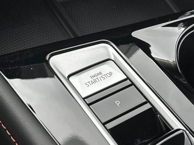 Used 2024 Volkswagen Atlas Peak Edition SE AWD/4WD image 32