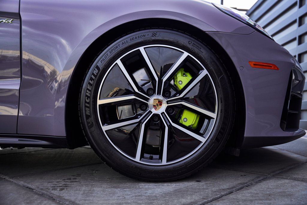 Used 2025 Porsche Panamera 4 w/ Premium Package image 26