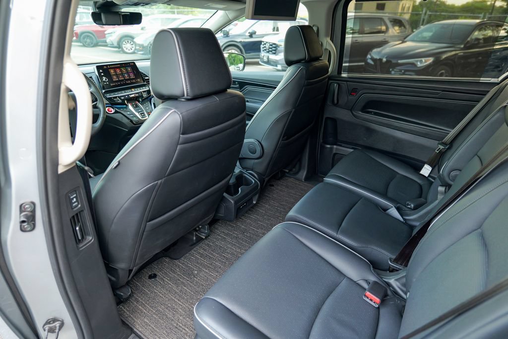 Used 2025 Honda Odyssey Elite image 24