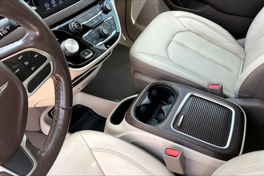 Certified 2019 Chrysler Pacifica Touring-L Plus FWD image 15