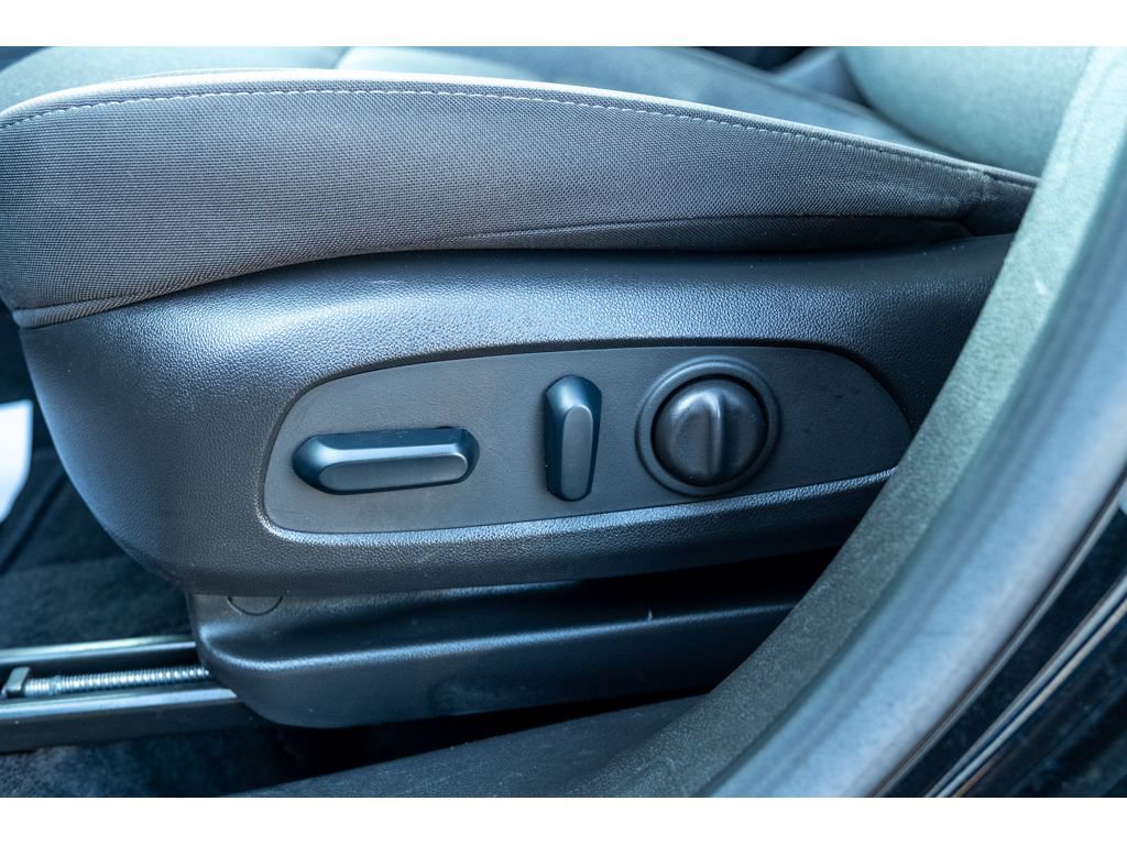 Used 2023 Chevrolet TrailBlazer LT FWD image 15
