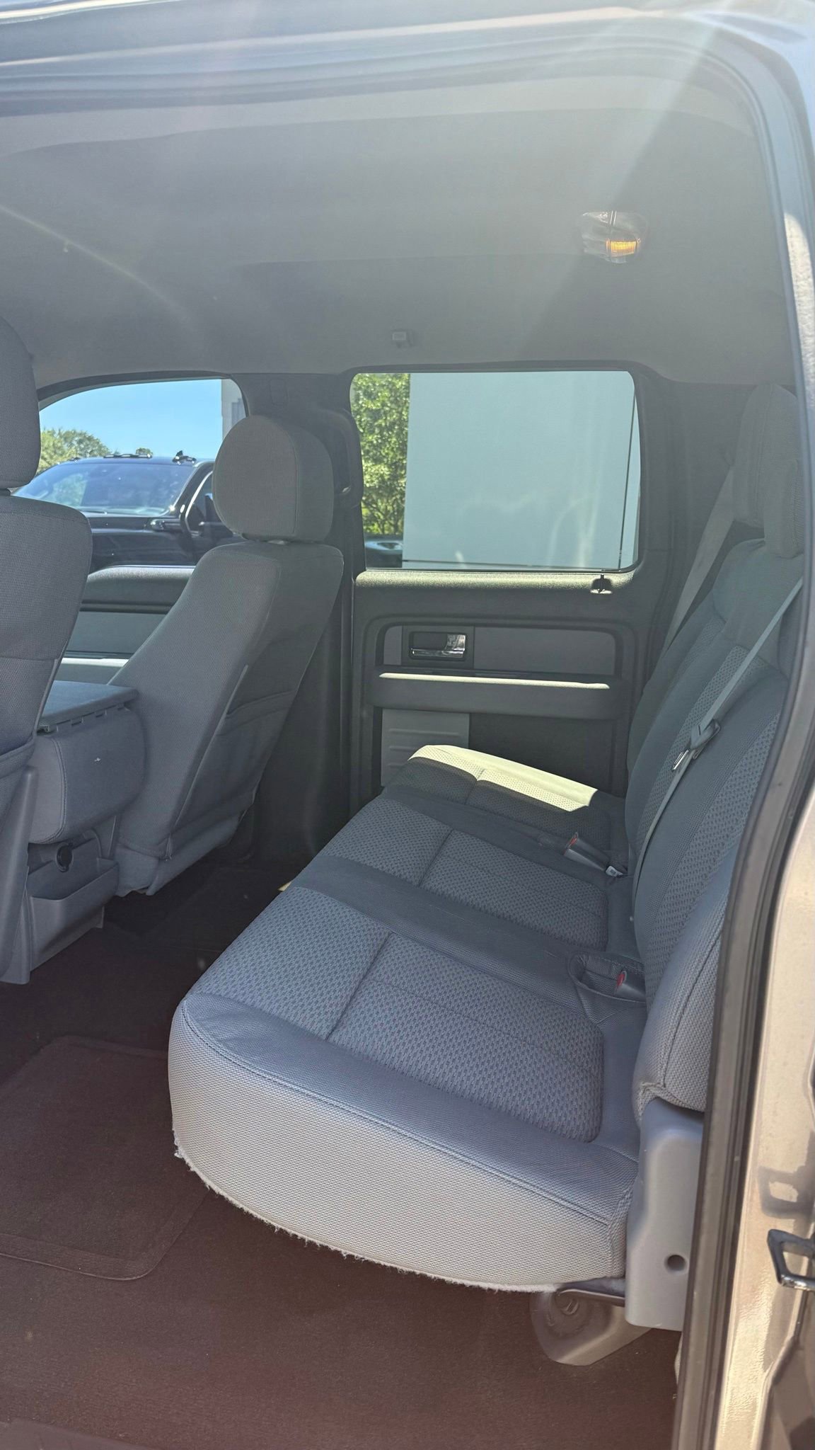 Used 2014 Ford F150 XLT w/ XLT Chrome Package AWD/4WD image 14