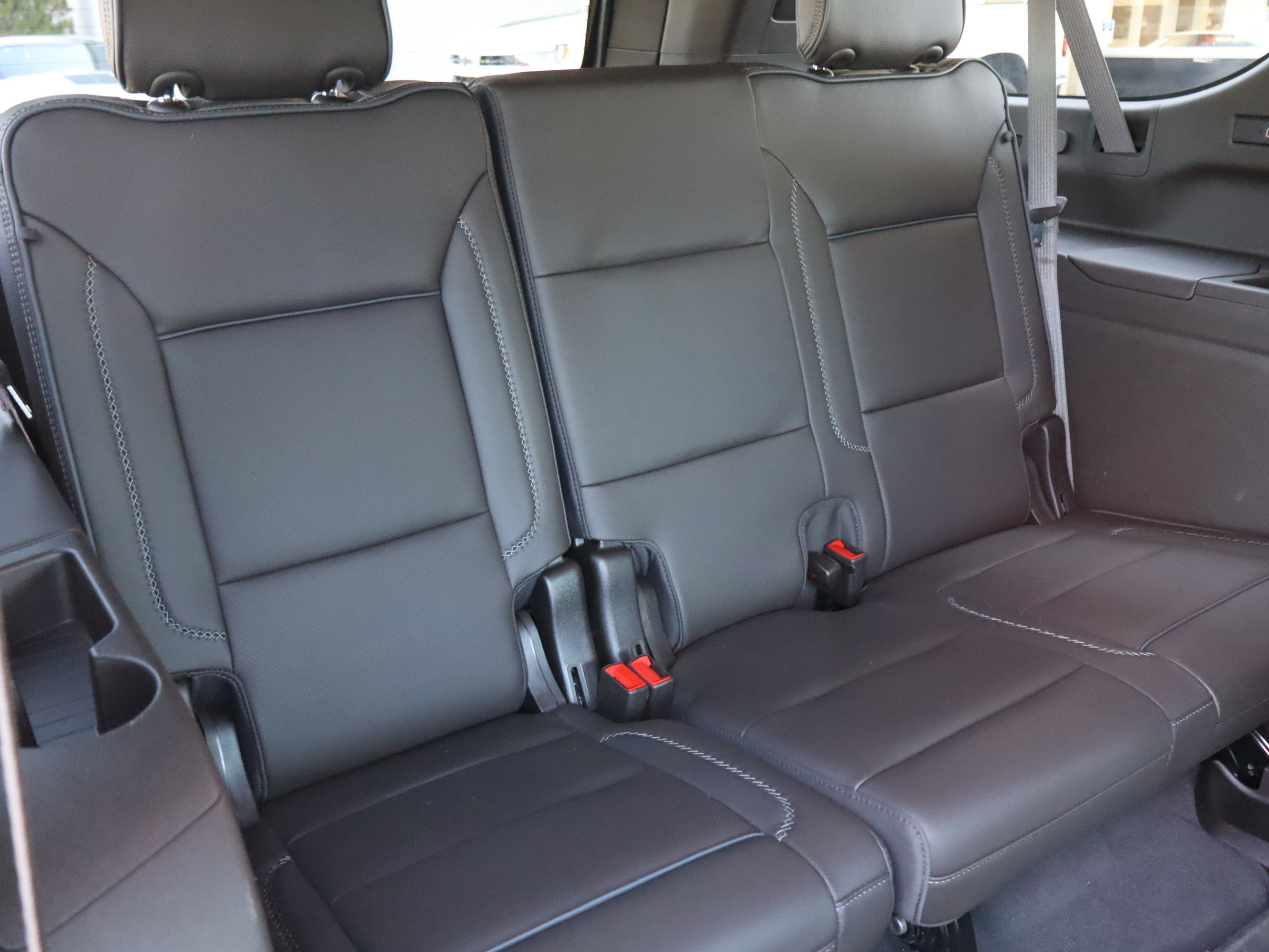 Certified 2024 GMC Yukon XL Denali w/ Advanced Technology Package image 39