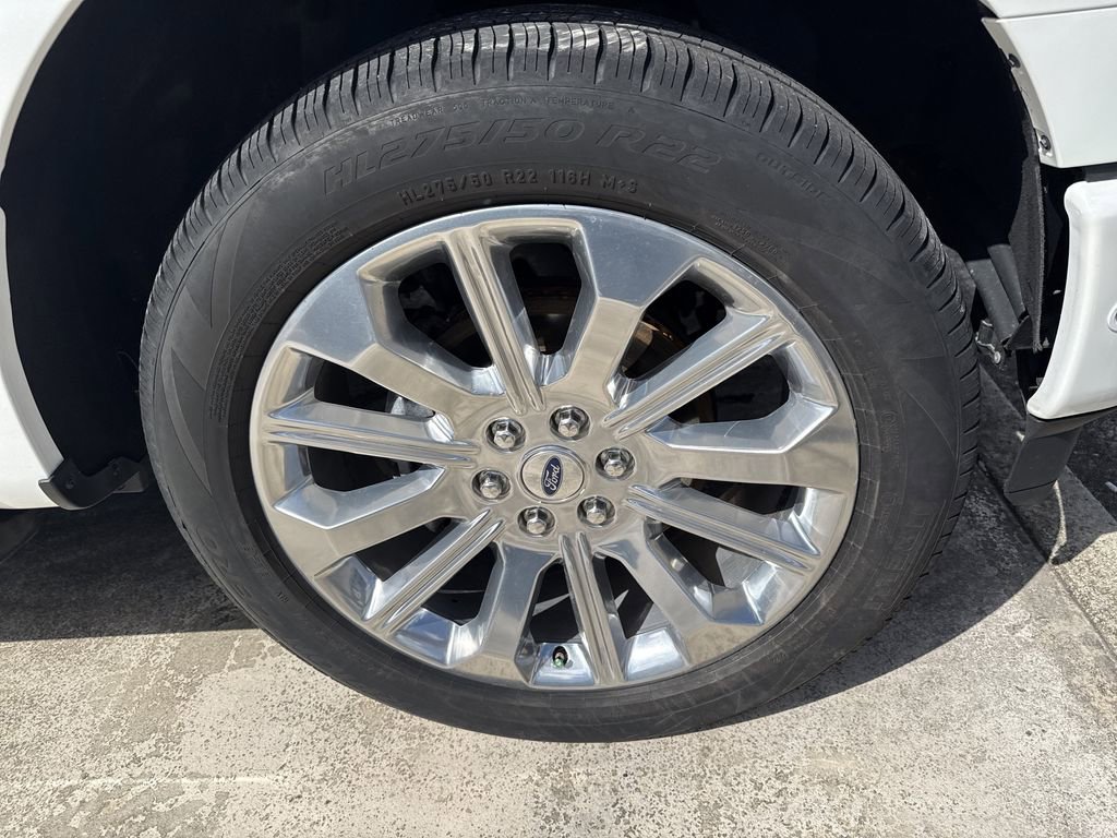 Used 2022 Ford F150 Limited image 11