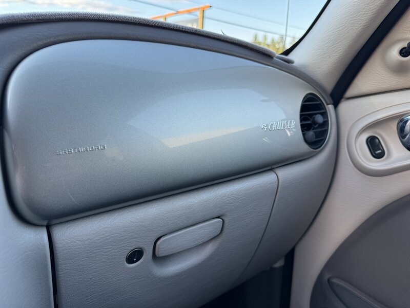 Used 2004 Chrysler PT Cruiser w/ PWR Convenience Group FWD image 19