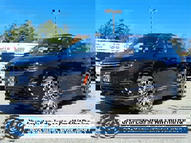 New 2025 Jeep Wagoneer Limited w/ Comfort Package