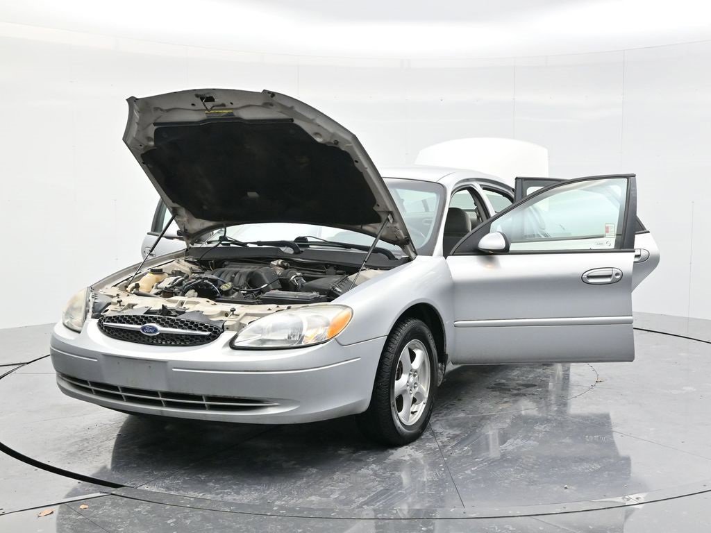 Used 2002 Ford Taurus SE image 48