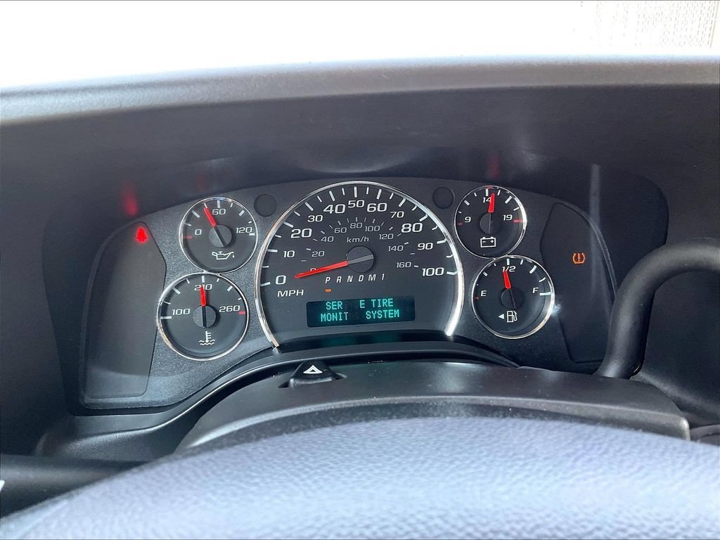 Used 2025 GMC Savana 2500 w/ Driver Convenience Package RWD image 23