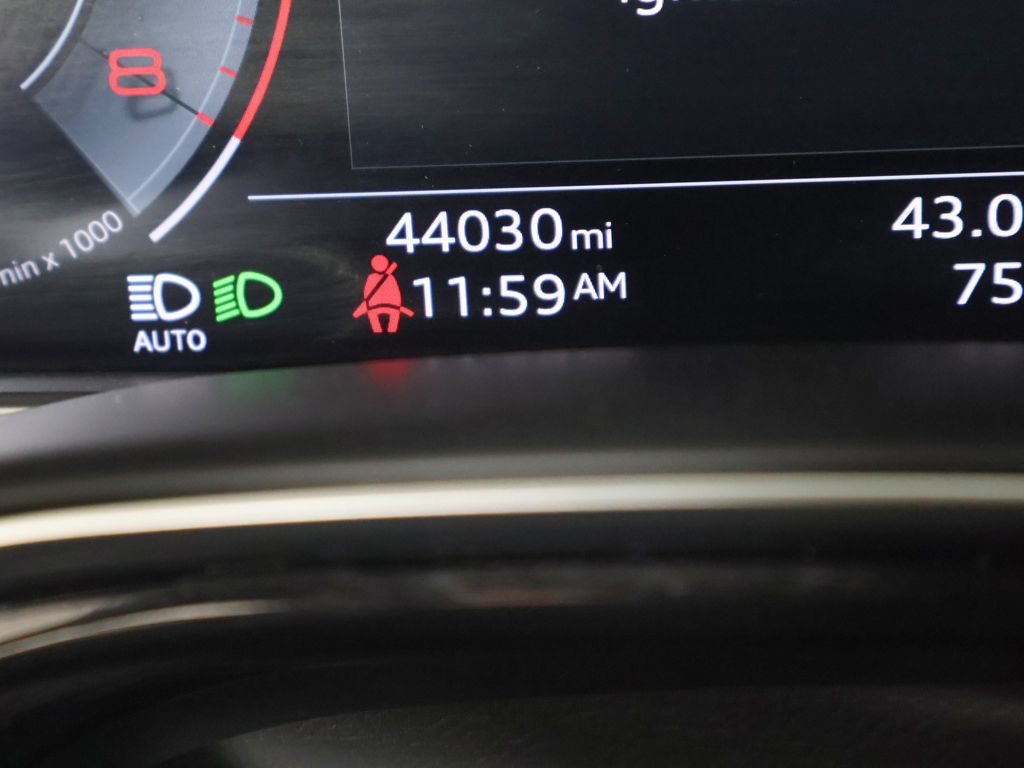 Used 2022 Audi Q8 Prestige w/ Prestige Package AWD/4WD image 42