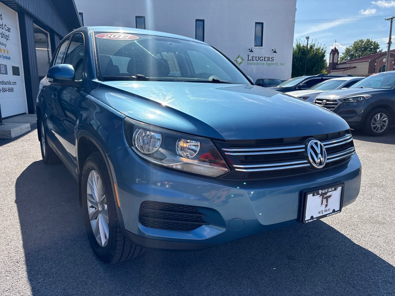 Used 2017 Volkswagen Tiguan Limited w/ Alloy Wheels Package FWD image 7