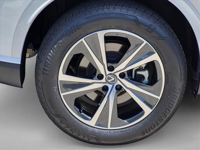Used 2025 Lexus RX 350 Premium w/ Accessory Package (Z1) FWD image 21