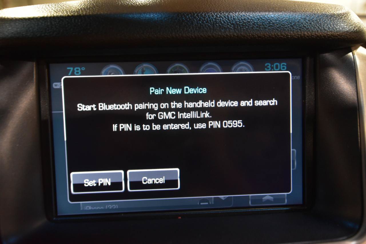 Used 2020 GMC Yukon XL Denali w/ Open Road Package AWD/4WD image 28