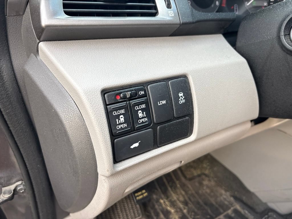Used 2016 Honda Odyssey EX-L image 17