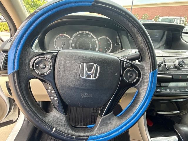 Used 2017 Honda Accord LX image 27