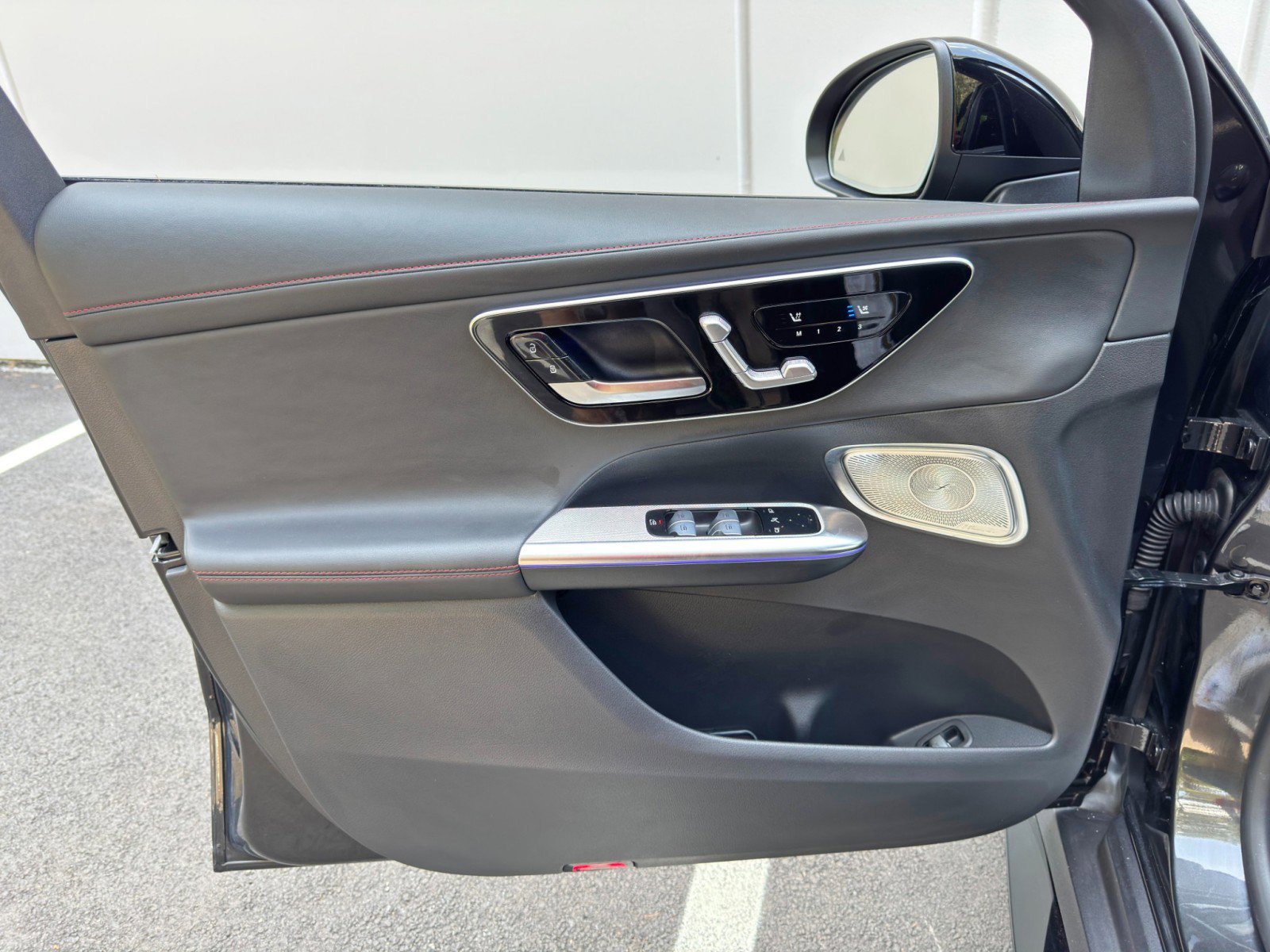 Used 2024 Mercedes-Benz GLC 43 AMG 4MATIC image 49