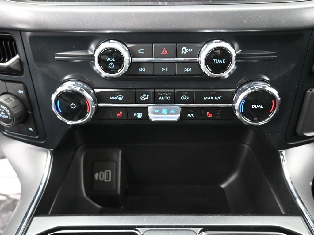 New 2026 Ford F150 XLT w/ Equipment Group 302A MID image 9