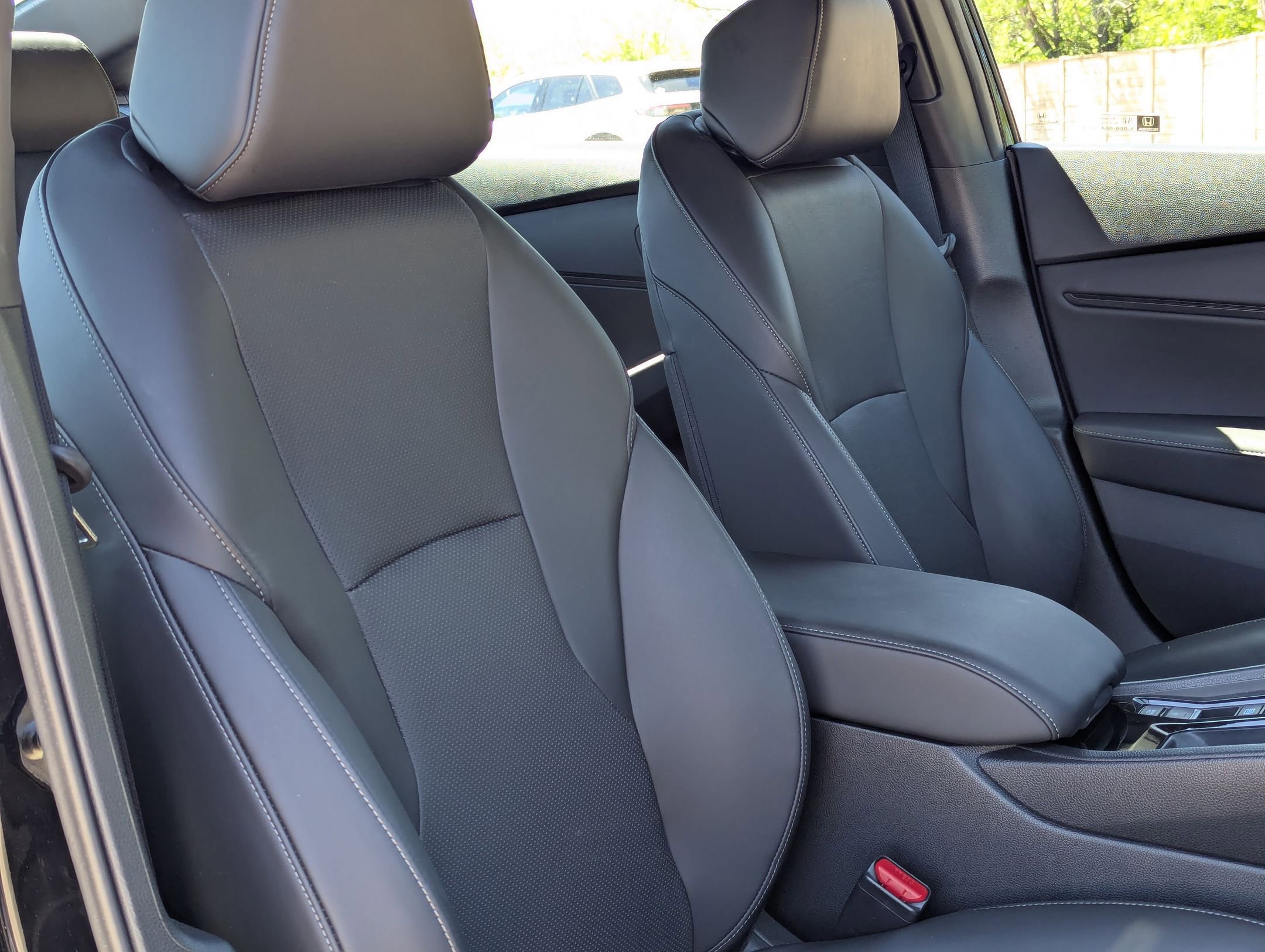 Used 2025 Honda Accord Sport image 30