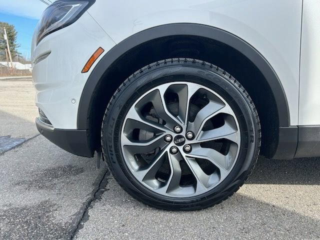 Used 2021 Lincoln Nautilus Reserve image 5