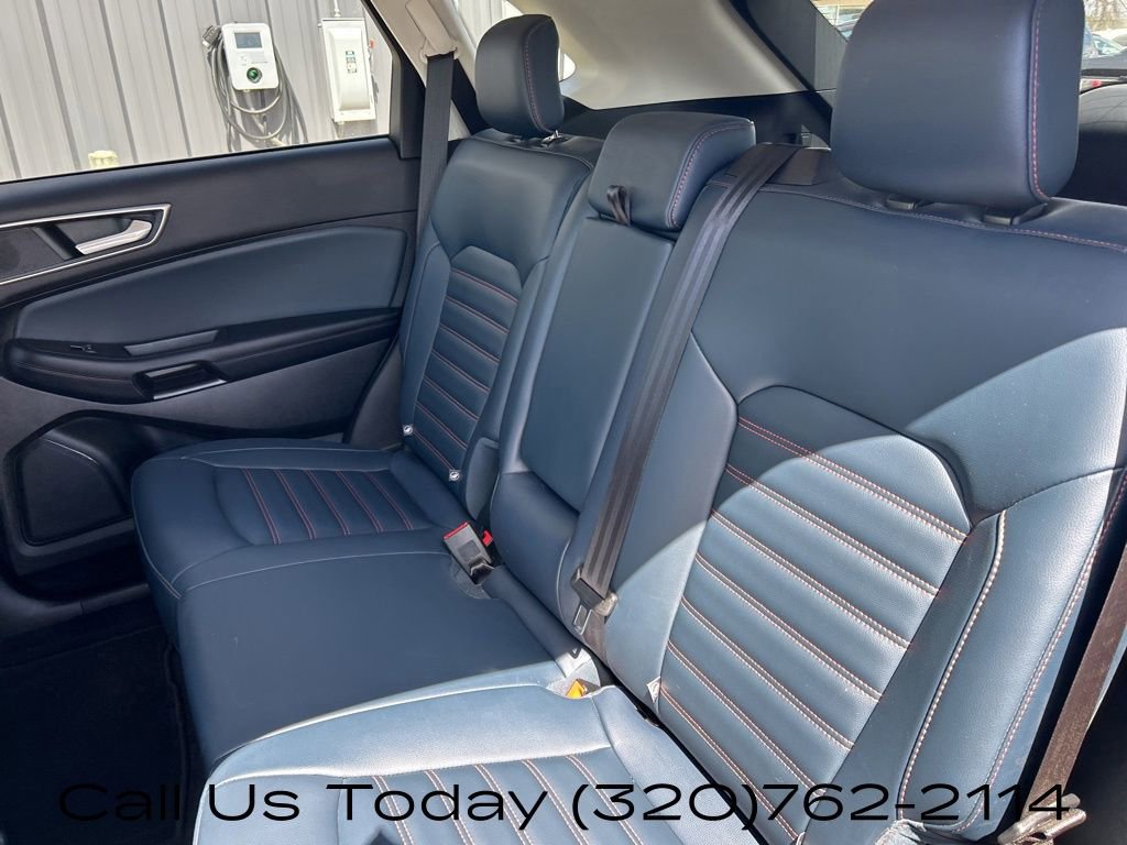 Used 2022 Ford Edge SEL w/ Sport Appearance Package AWD/4WD image 36