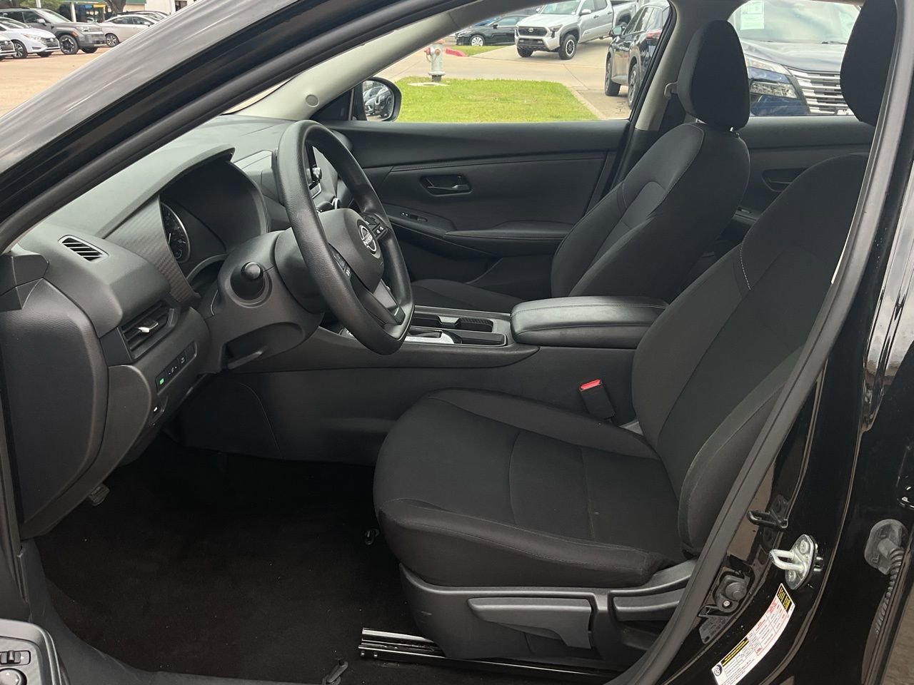 Used 2025 Nissan Sentra S FWD image 10