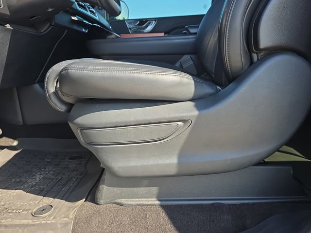 Used 2024 Lincoln Navigator Reserve image 30