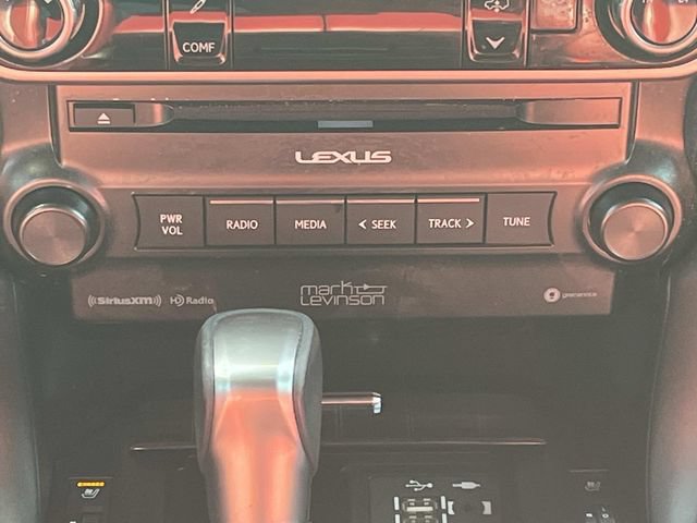 Used 2023 Lexus GX 460 Luxury w/ Accessory Package AWD/4WD image 19