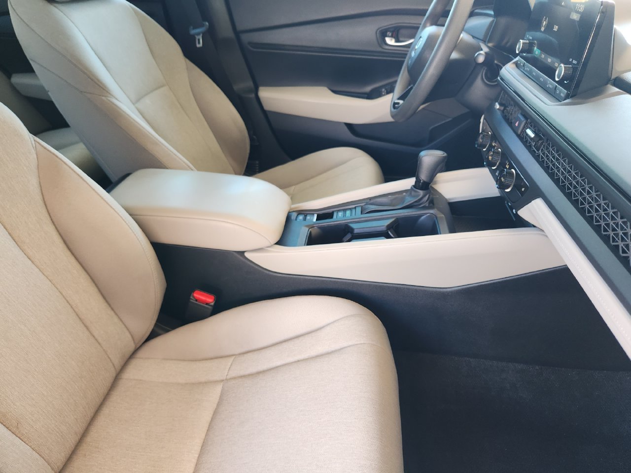Used 2024 Honda Accord EX image 13