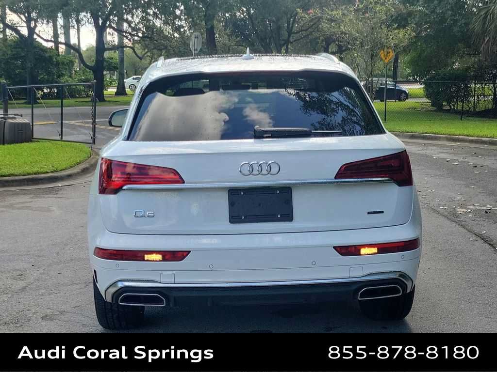 Certified 2024 Audi Q5 2.0T Premium w/ Convenience Package AWD/4WD image 13