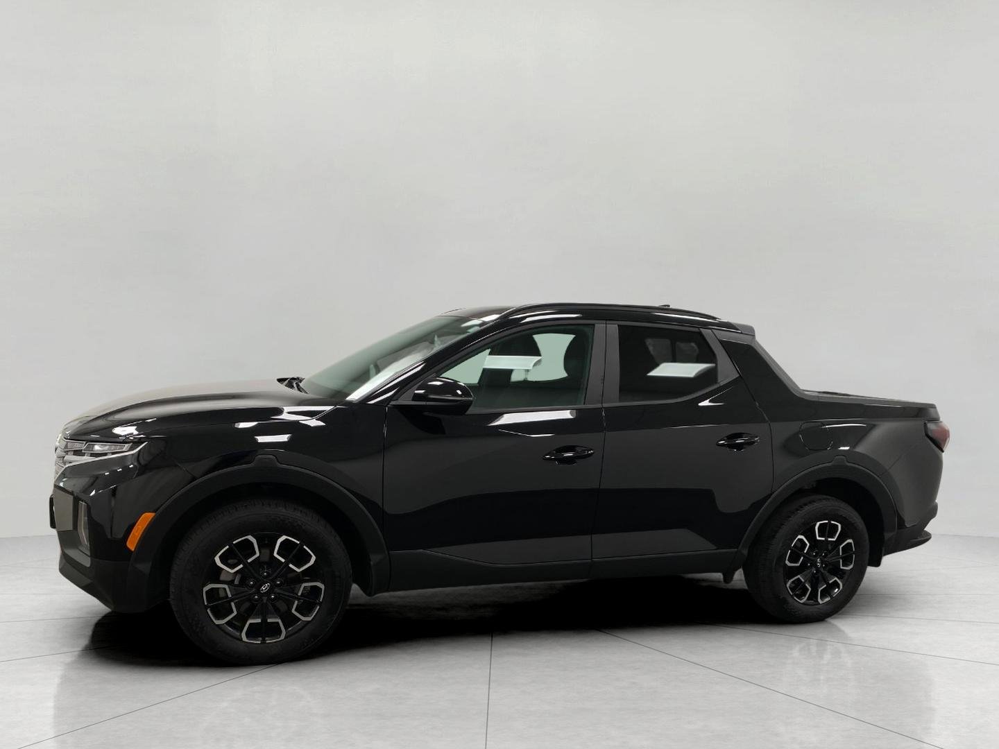 Certified 2022 Hyundai Santa Cruz SEL Premium w/ Winter Package AWD/4WD image 8